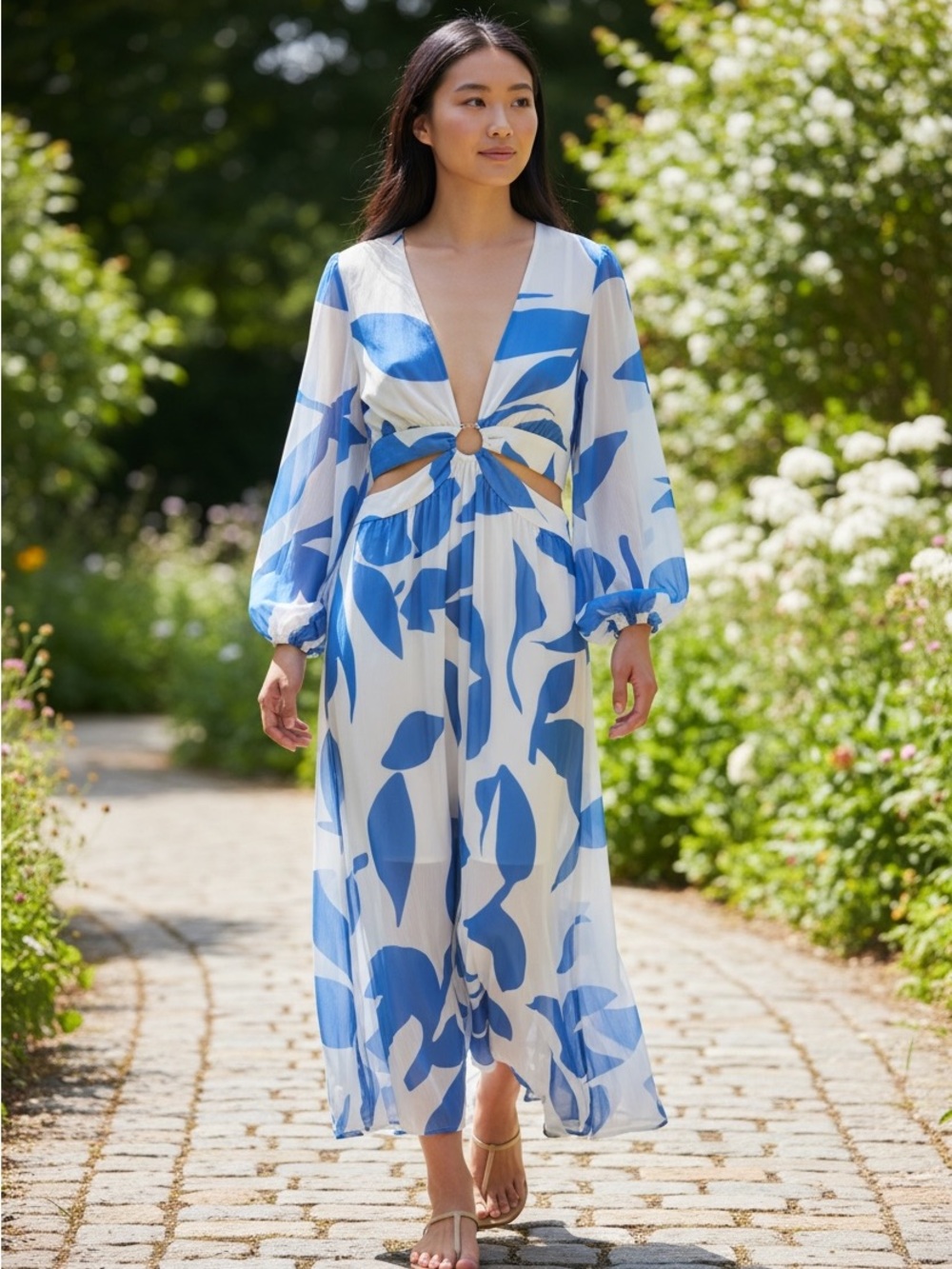 Sage + Paige Blue & White Floral Cutout Maxi Dress SZ large